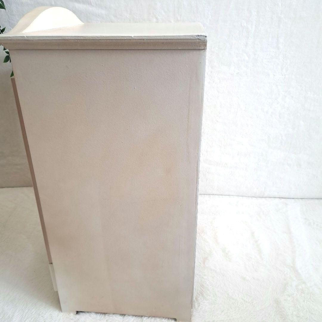 salut　サリュ　ロココ調　キャビネット　ガラス飾り棚　ホワイト　白