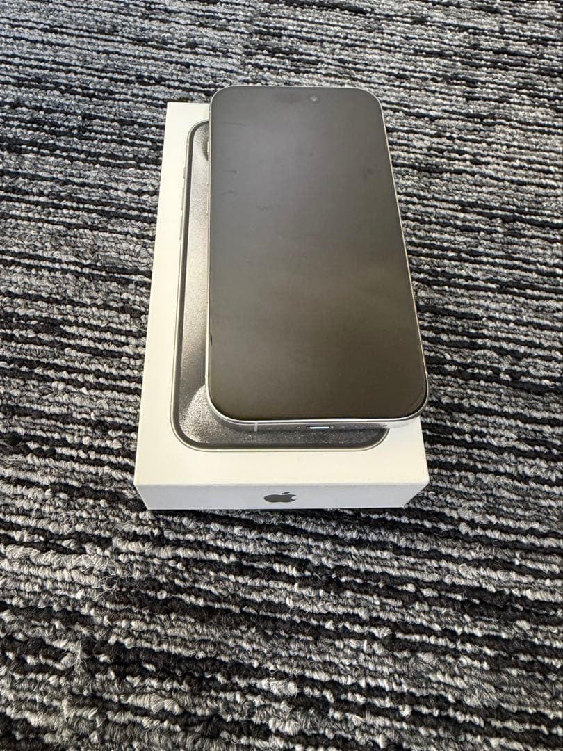 スマートフォン本体 Apple iPhone 15Pro