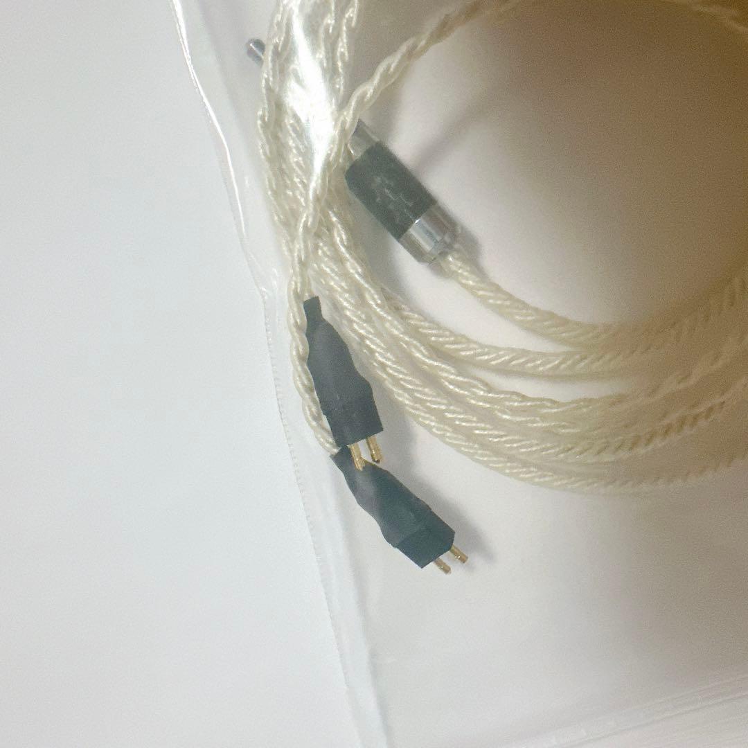 WAGNUS. Frosty Sheep ワグナス FitEar ケーブル