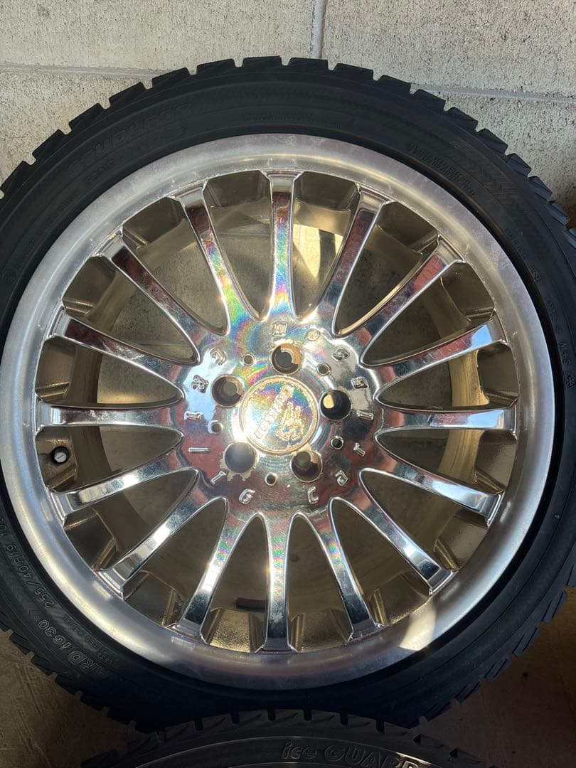 カールソン19インチホイルスタッドレスタイヤセット