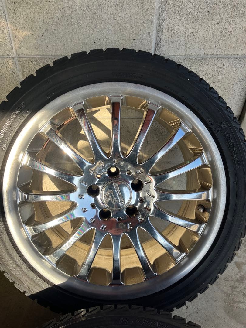 カールソン19インチホイルスタッドレスタイヤセット