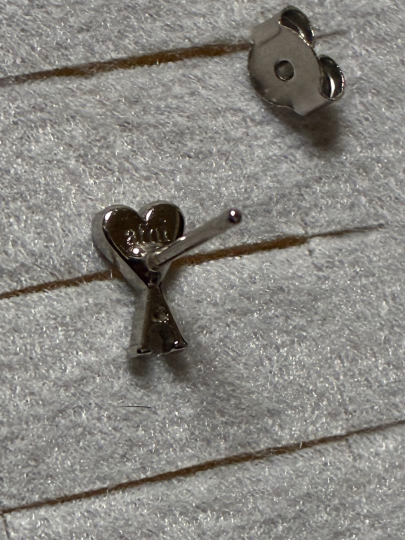 アミパリス　　片耳ピアス