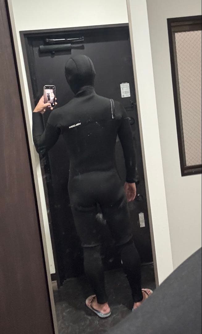 新品VOLCOM ボルコム セミドライ 5ミリフード 真冬ウェットスーツメンズL