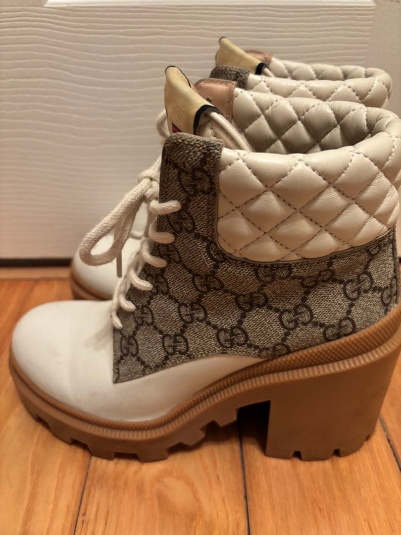 GUCCI ホワイト 白　グッチ　キルティングブーツ　23.0〜23.5