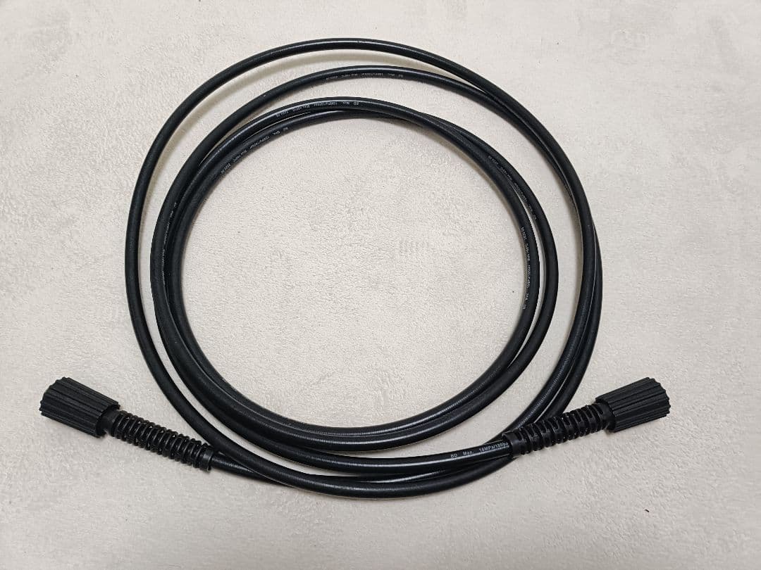 アイリスオーヤマ　IRIS OHYAMA　タンク式高圧洗浄機　SBT-412N