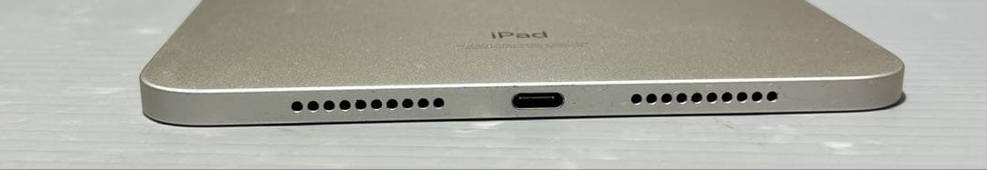 iPadmini6th generation64GB 画面の側面が壊れています。
