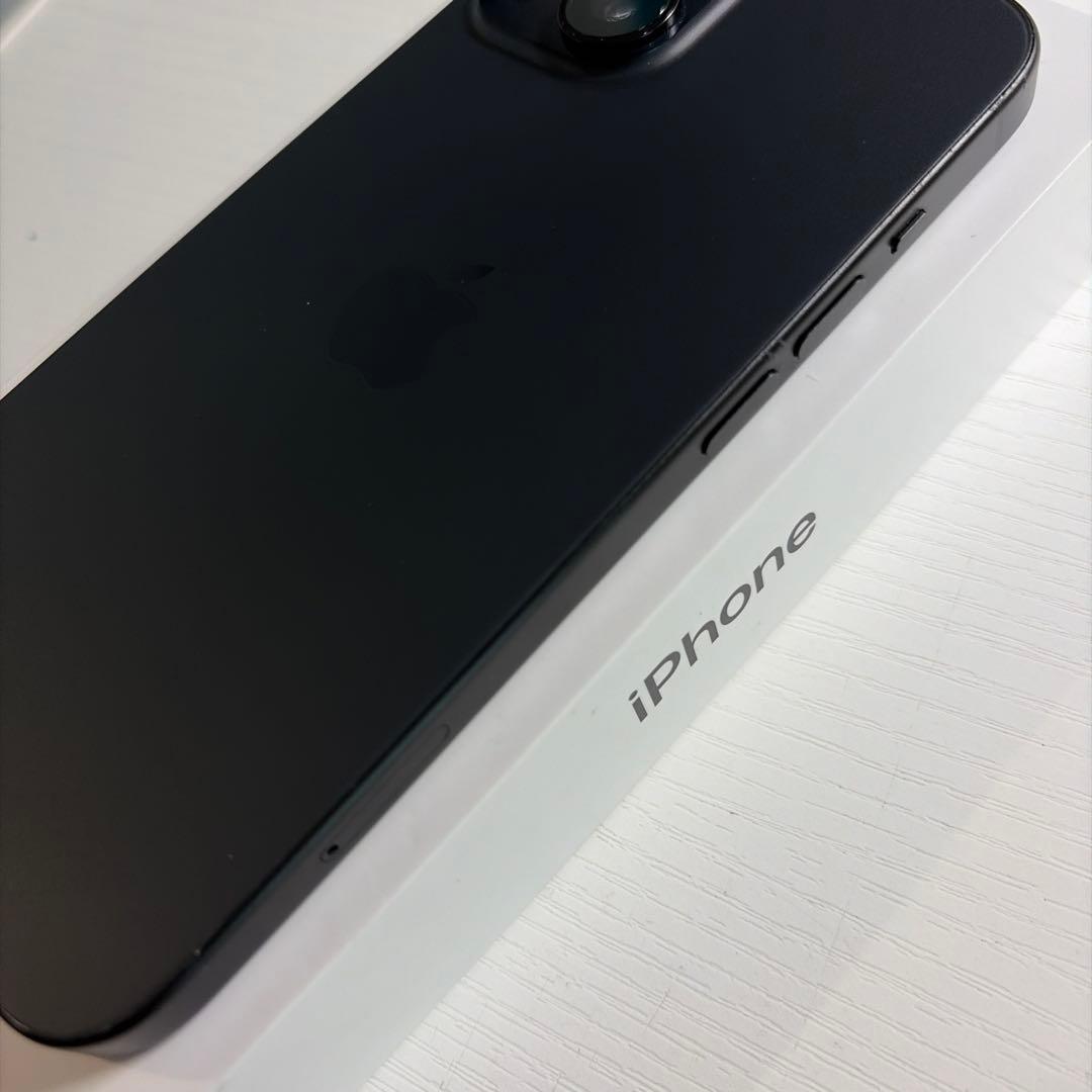 iPhone15 128GB ブラック SIMフリー 極美品