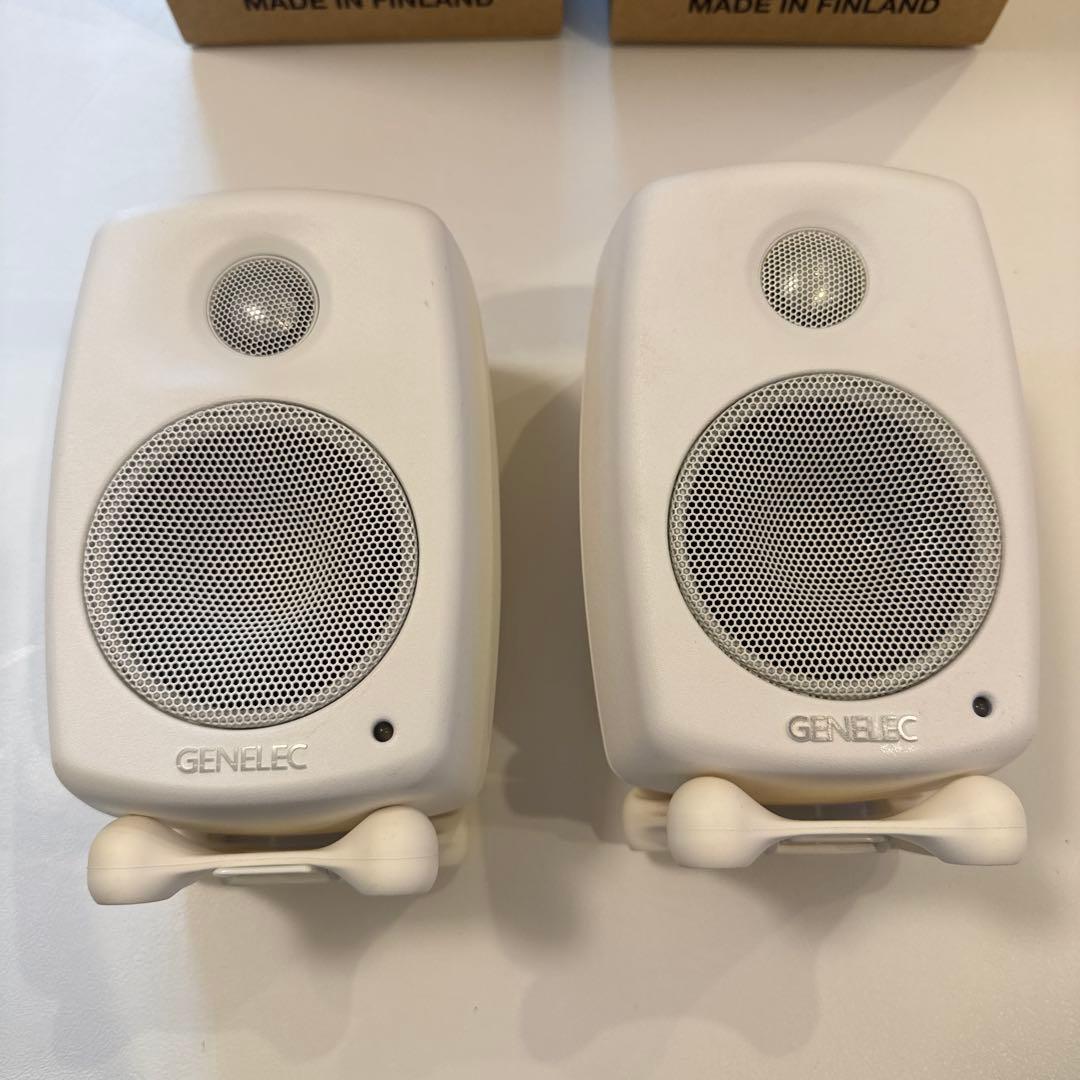 GENELEC　G ONE　ペア