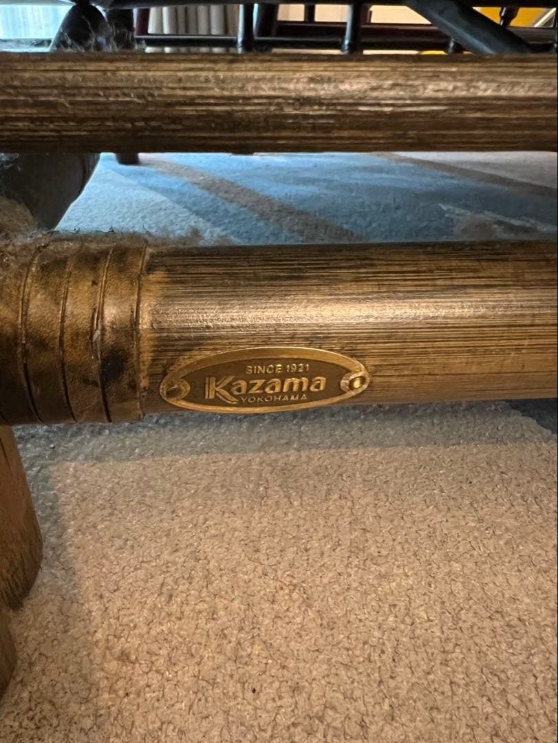 KAZAMA グレー布製2人掛けソファ