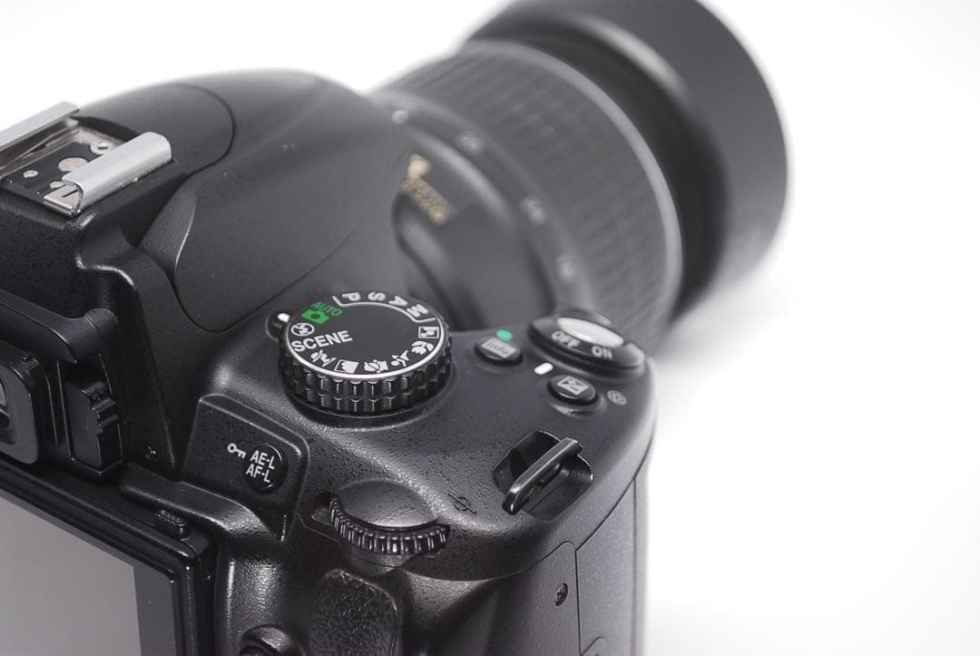 スマホ超えの描写力✨感動の一枚を✨Nikon D5000✨一眼レフカメラ✨