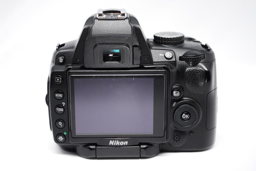 スマホ超えの描写力✨感動の一枚を✨Nikon D5000✨一眼レフカメラ✨