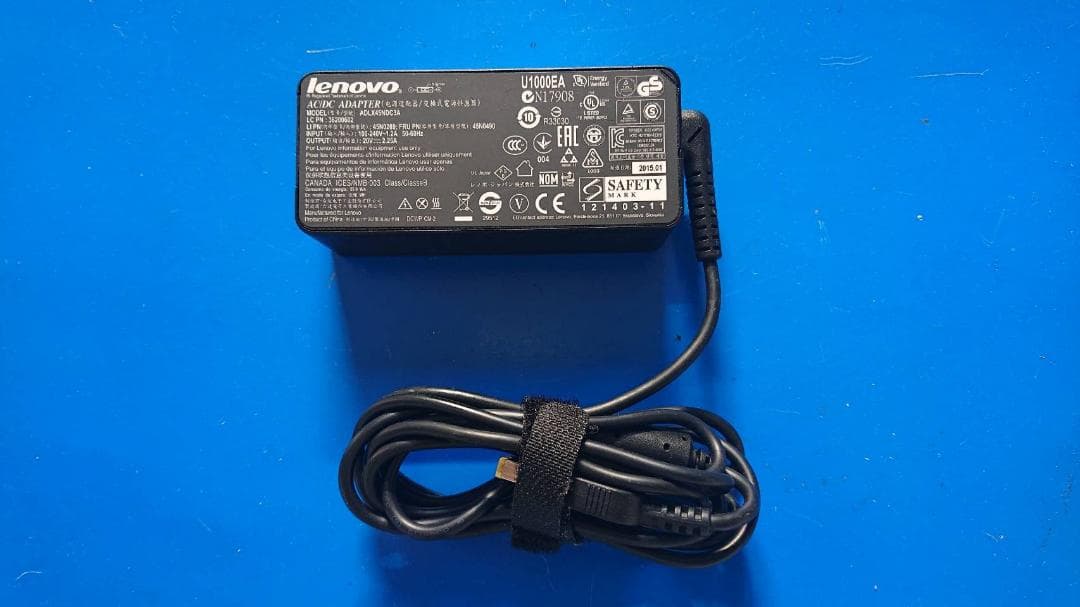 Lenovo ThinkPad13 13.3型/SSD/Office/Win11