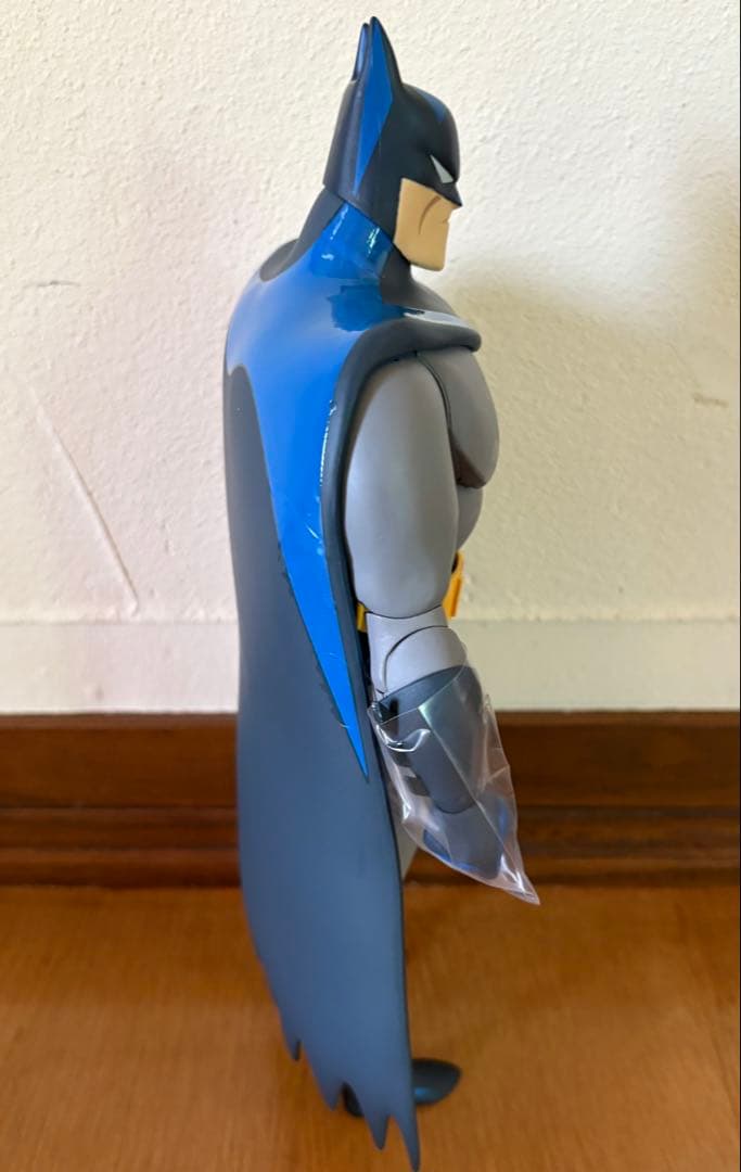 バットマン・アドベンチャー　ハイエンド1/6スケール可動式フィギュア