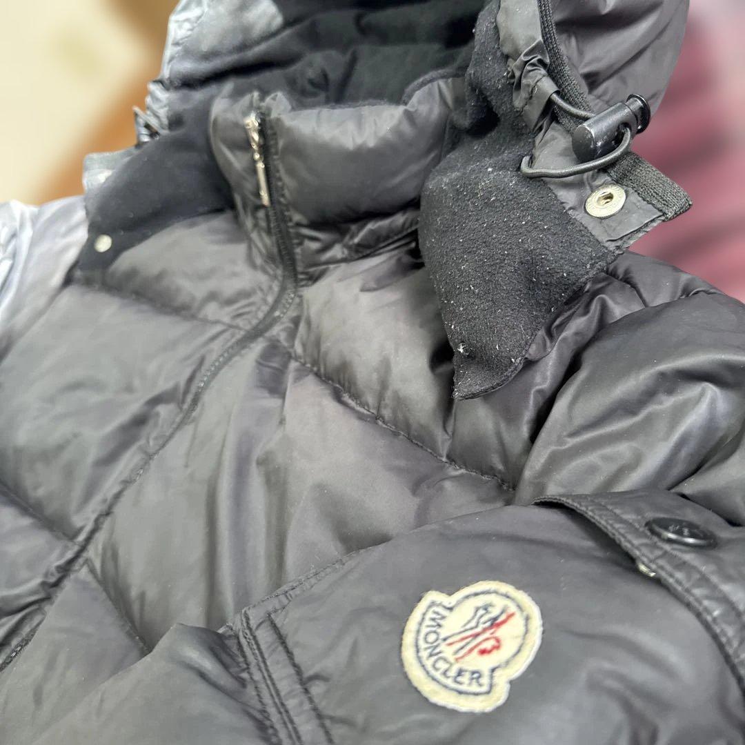 MONCLER　　メンズダウンコート　ジャケット