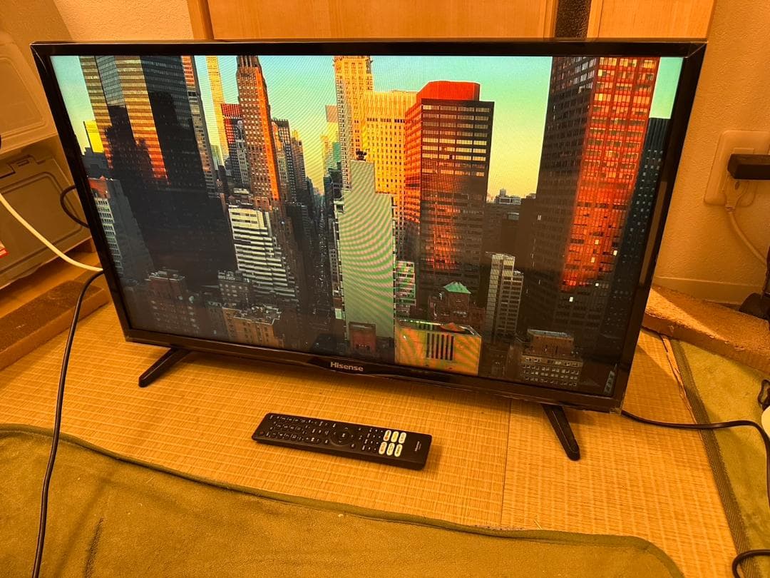 Hisense　ハイセンス　32型 テレビ　32BK1　YouTube可　極美品