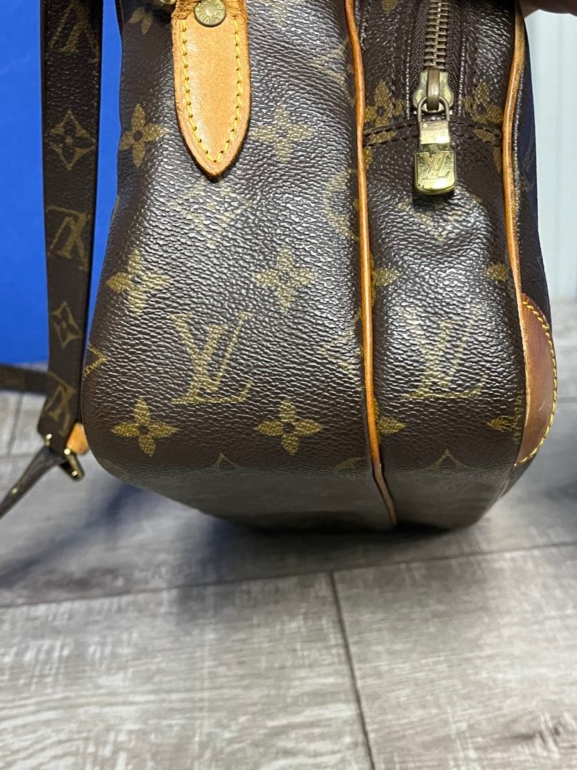 LOUIS VUITTON ルイヴィトン　ショルダーバッグ モノグラム 廃盤