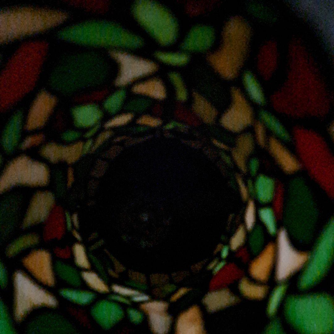 ♡ステンドグラス　花瓶型ランプ♡