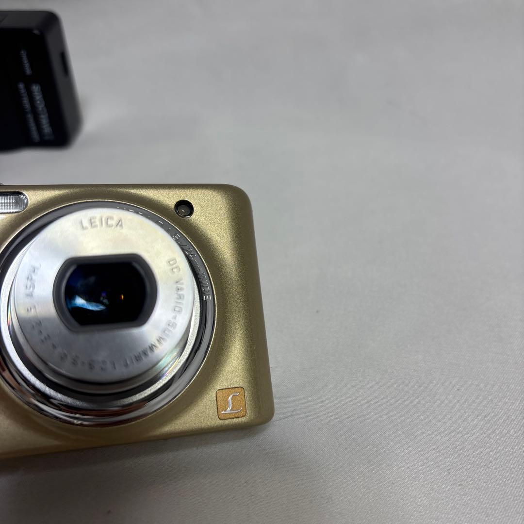 美品 Panasonic LUMIX DMC-FX77 デジタルカメラ　ゴールド
