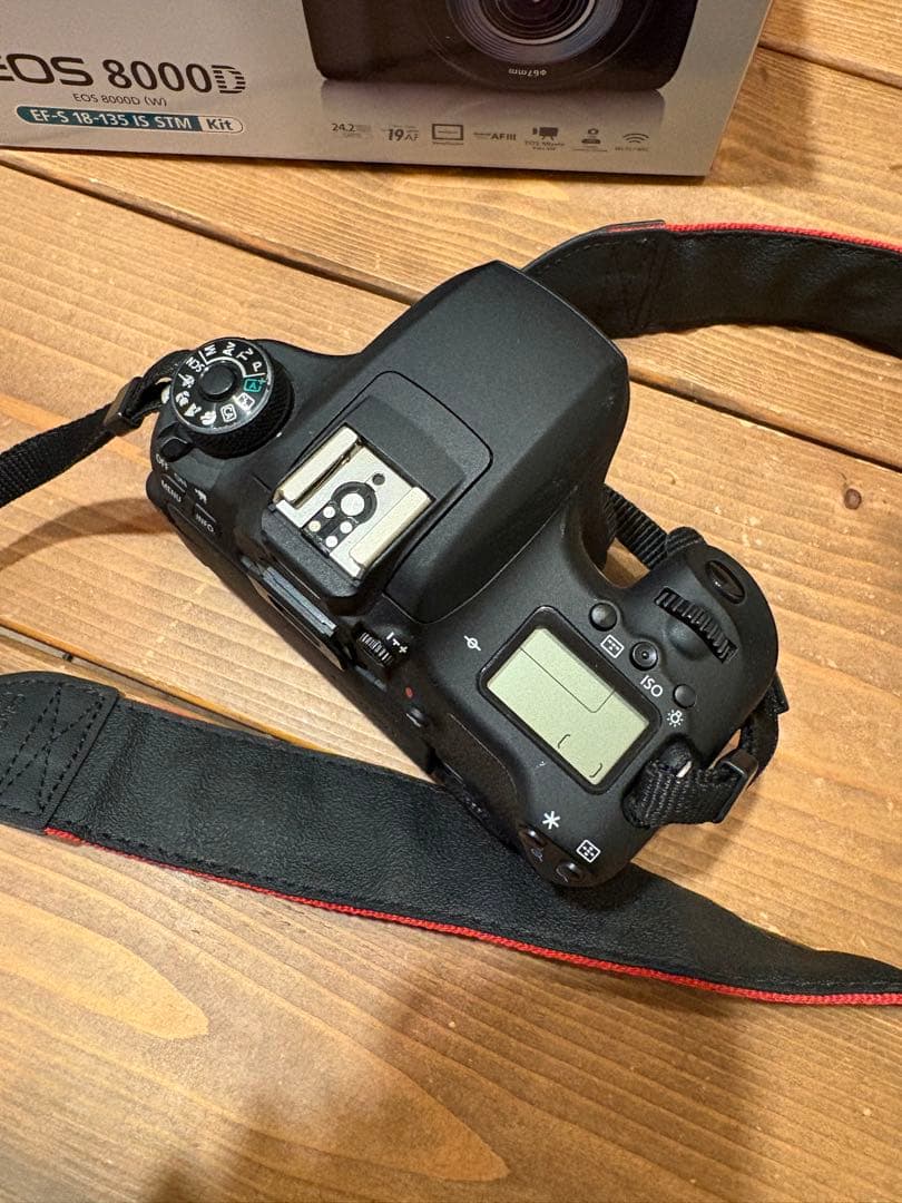 デジタルカメラ Canon EOS8000D