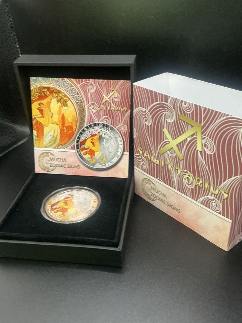 ミュシャ × 黄道十二宮 ―射手座、Sagittarius　銀メッキ付き白銅貨