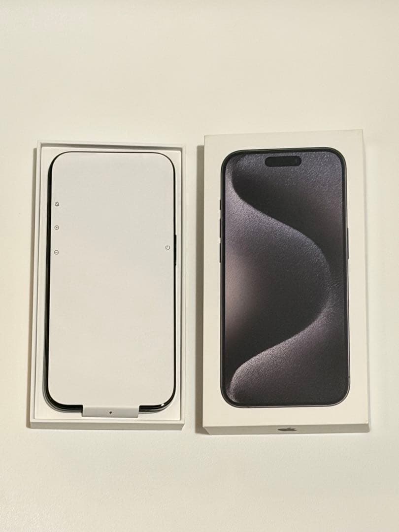 極美品iPhone15Pro 512GB ブラックSIMフリー,カメラカバー