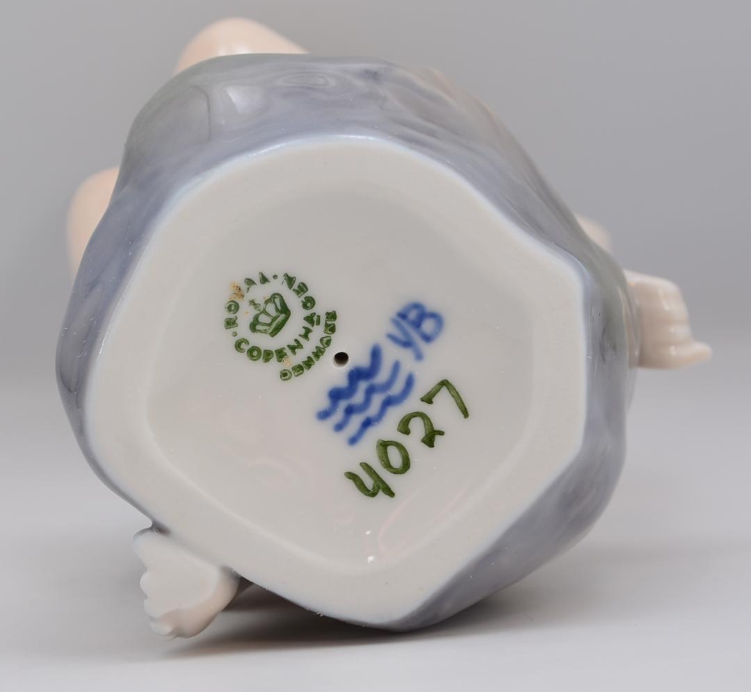 岩の上の裸婦　＃4027　★ロイヤルコペンハーゲン　デンマーク　ヴィンテージ