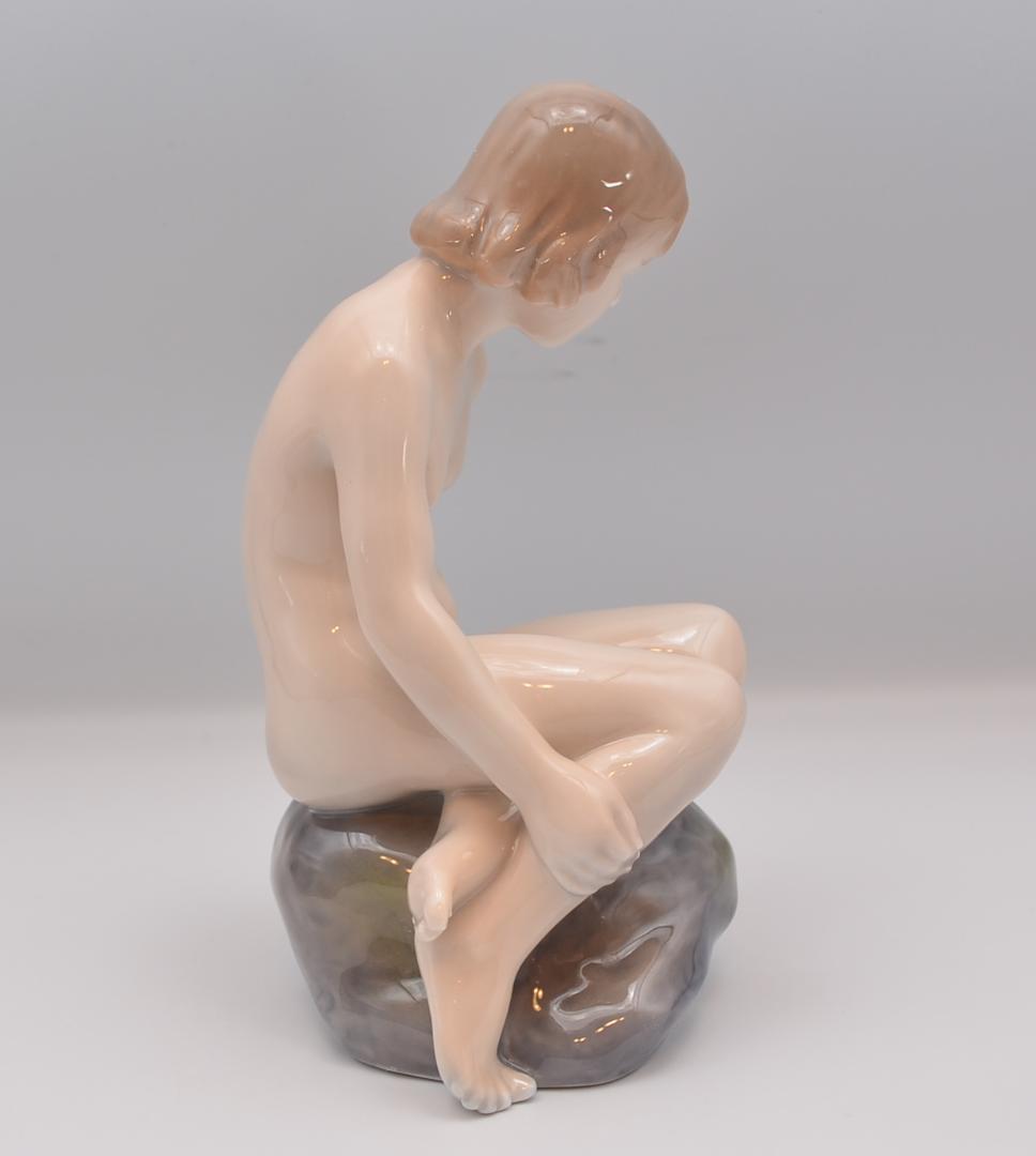 岩の上の裸婦　＃4027　★ロイヤルコペンハーゲン　デンマーク　ヴィンテージ