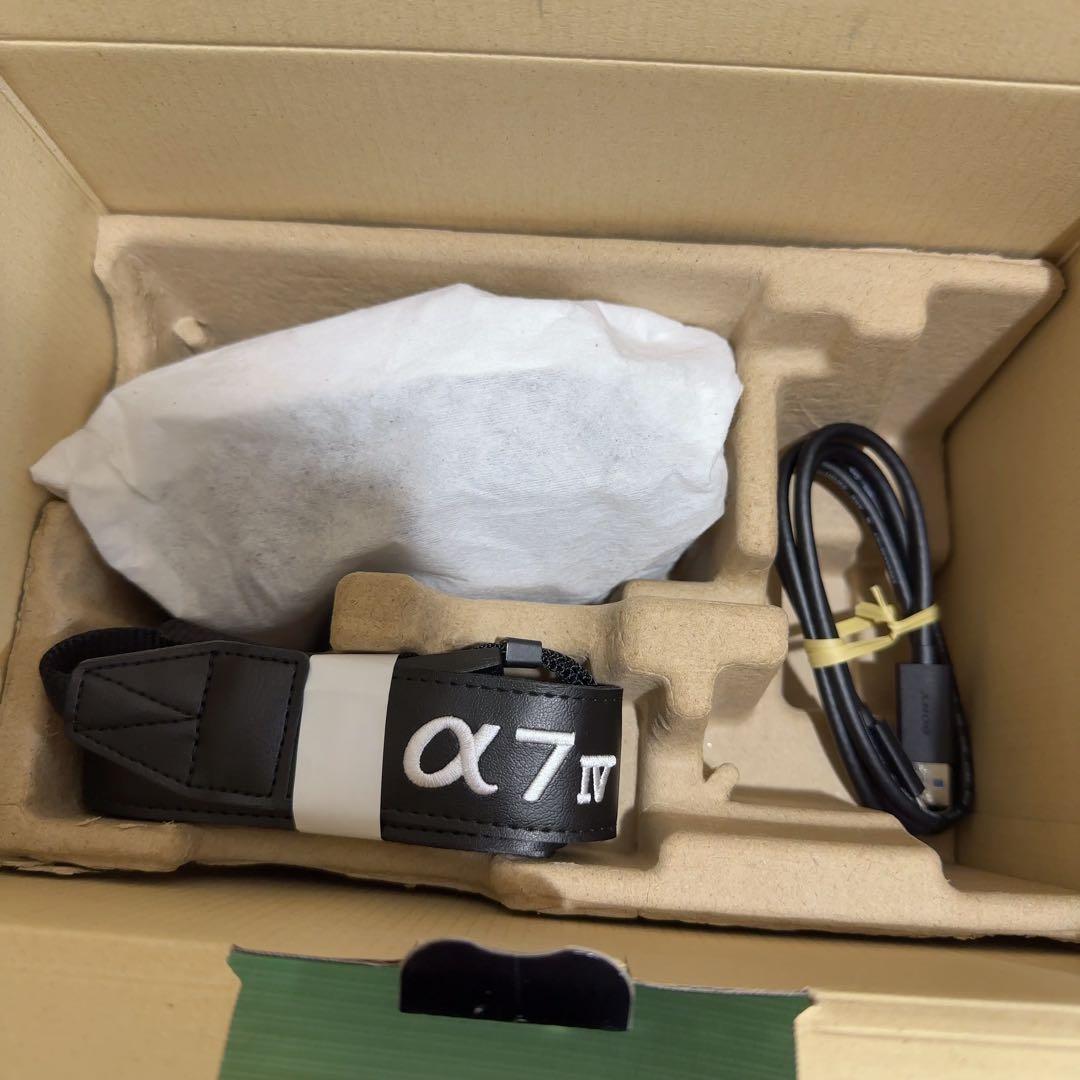新品未使用 SONY α7 IV ILCE-7M4 ボディ（定価355310)