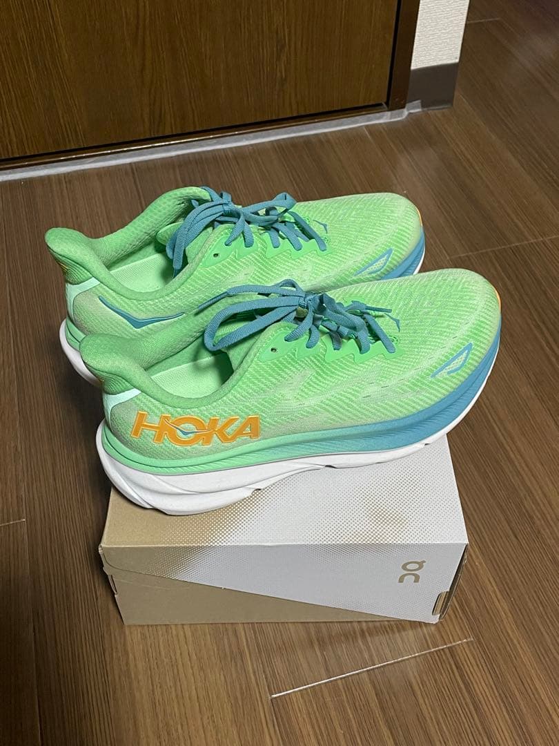 ホカオネオネ クリフトン9 26cm hoka clifton9