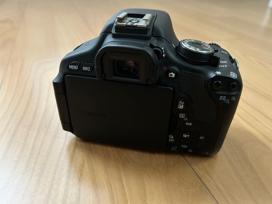 Canon EOS Kiss X5 デジタル一眼レフカメラ