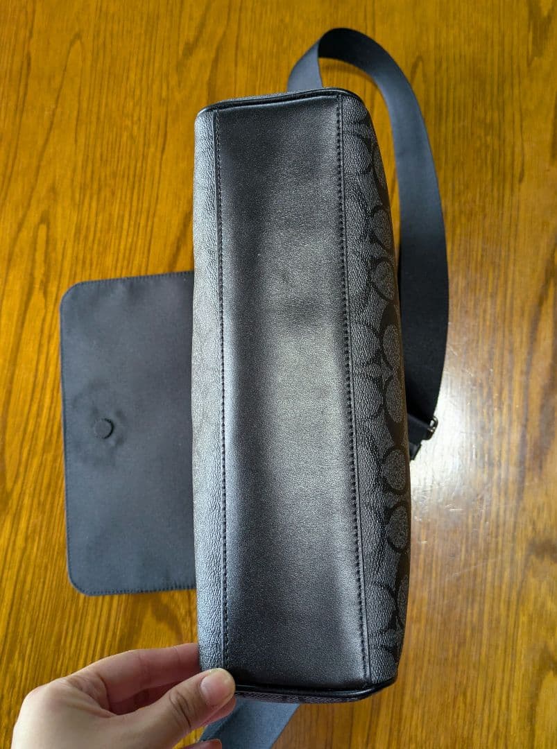 v*5様 COACH HDVOD ブラック ショルダーバッグ