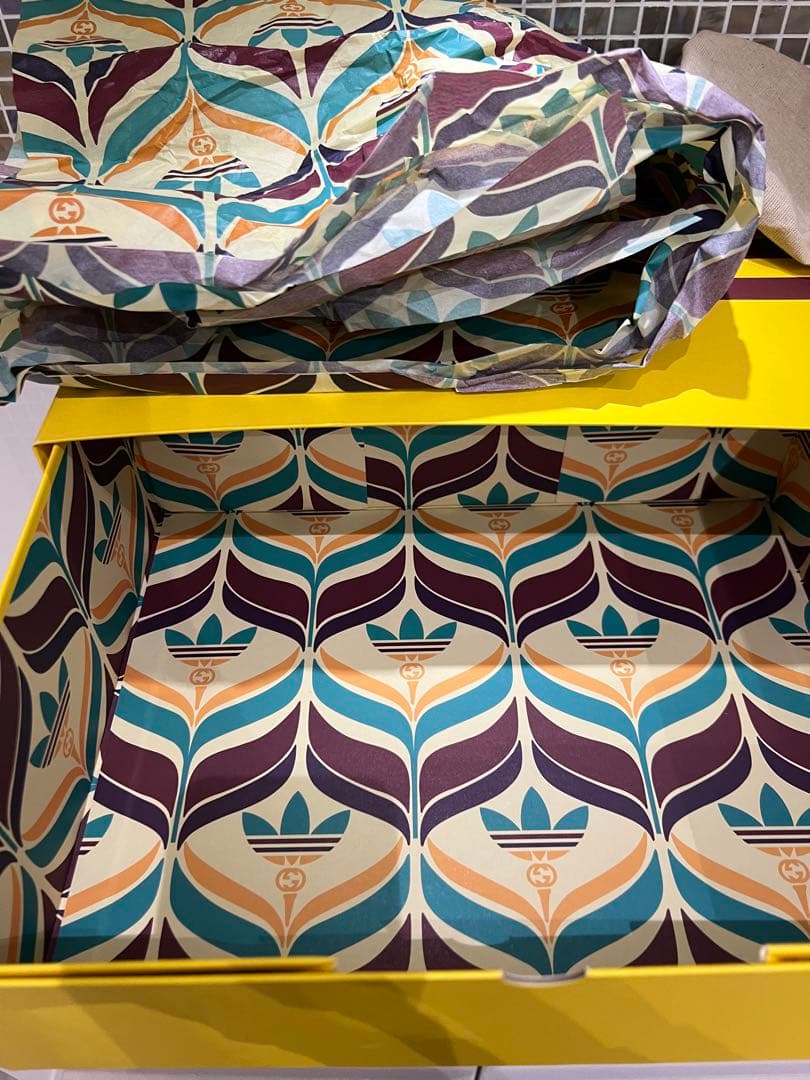 GUCCI グッチ　adidasコラボ　帽子　ハット M58センチ　箱バッチ付き