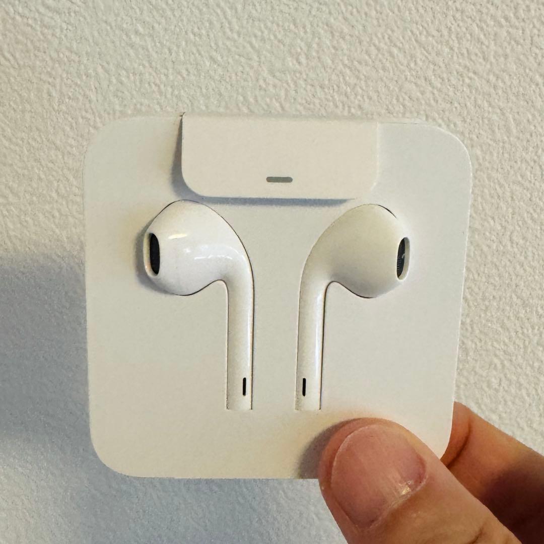 iPhone 8 Plus 256G シルバー SIMフリー 充電 おまけ付