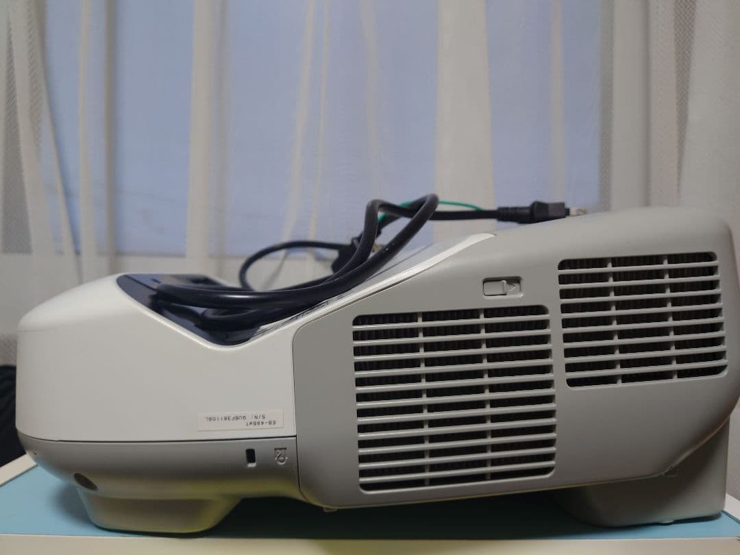 【超お得なランプ630h】Epson EB-485WT 超短焦点プロジェクター