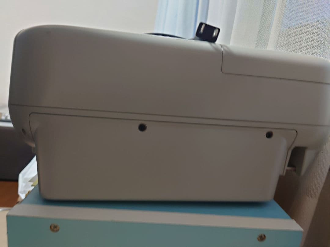 【超お得なランプ630h】Epson EB-485WT 超短焦点プロジェクター