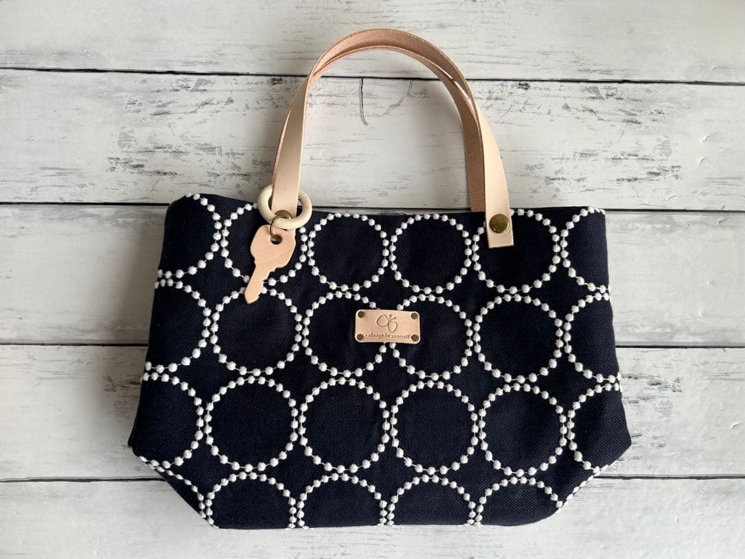 【952】フォロワー500人突破感謝ミナペルホネンタンバリントートバッグネイビー