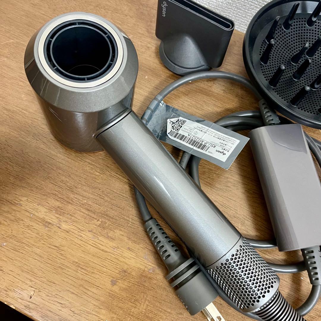 【人気カラー】【美品】Dyson Supersonic HD08