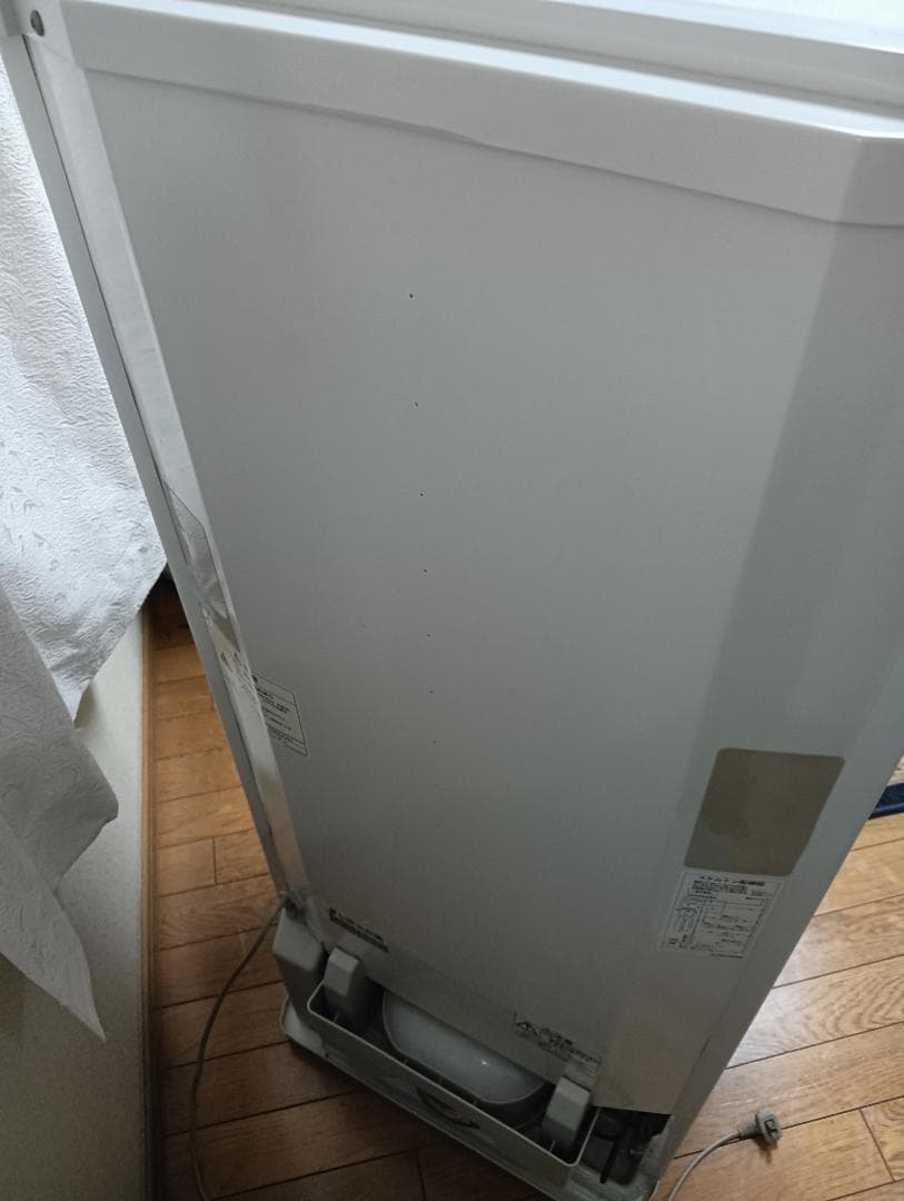 三菱　冷凍庫　MF-U12N-W　2010年式