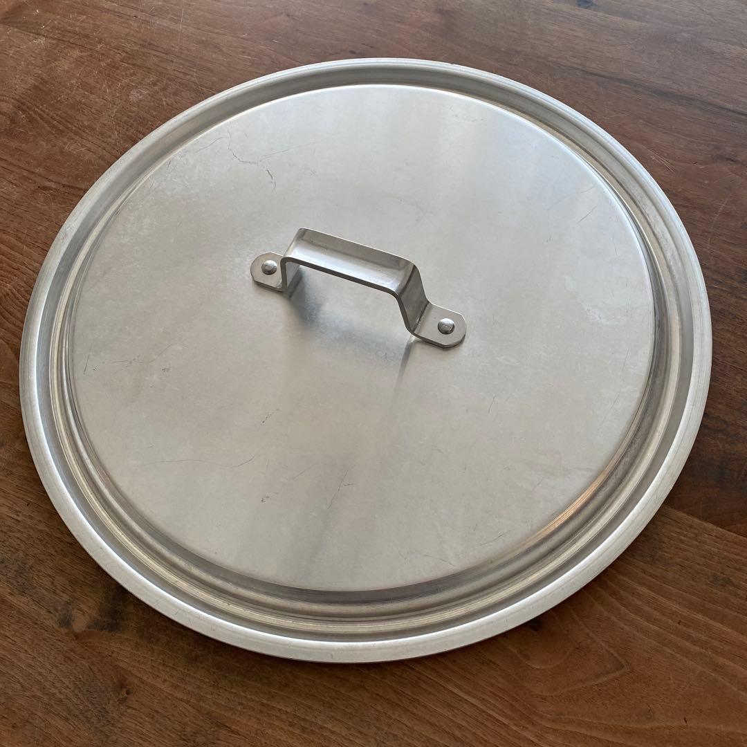 de BUYER向い手付き鉄フライパン45cm & 遠藤商事アルミ蓋42cm用