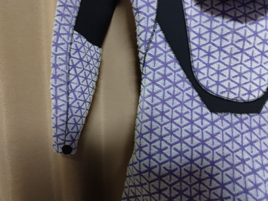 BILLABONG 3/3mmセミドライ ウェットスーツ　MLサイズ