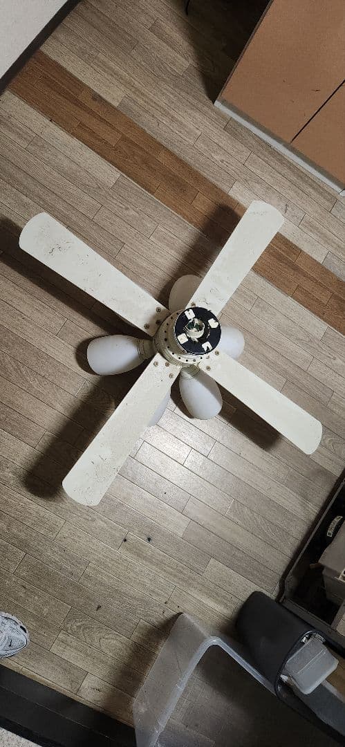 シャンデリアファン