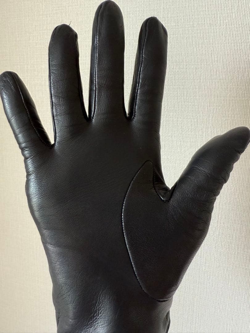 GUCCI ブラックレザー Gロゴ キルティング手袋