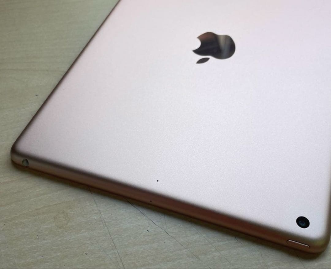 iPad 第7世代　A2197 Wi-Fi　ゴールド　128GB 超美品 #1