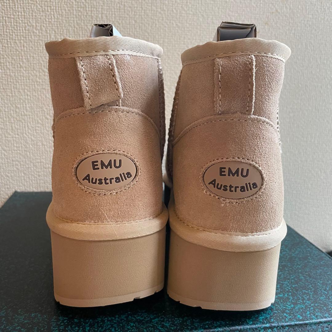 【新品】箱無 EMU Australia ムートンブーツ ベージュ 24cm/7