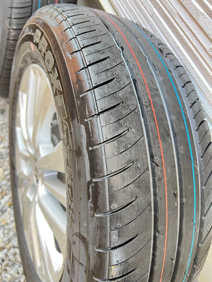 純正ナット付き！ノア 90系 16インチ 205/60r16 4本