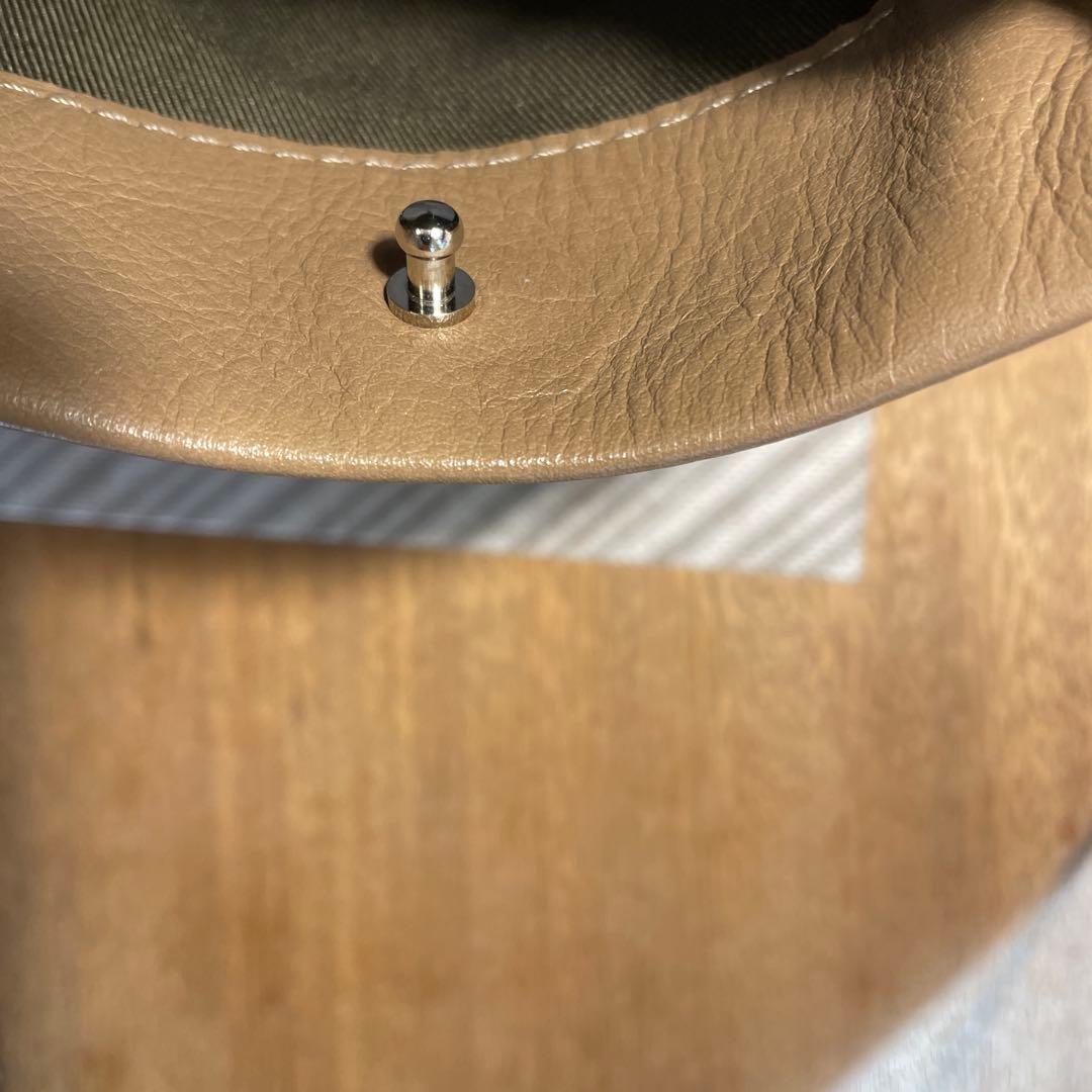 ⭐︎美品⭐︎ 国産牛革のポシェット　灰茶色