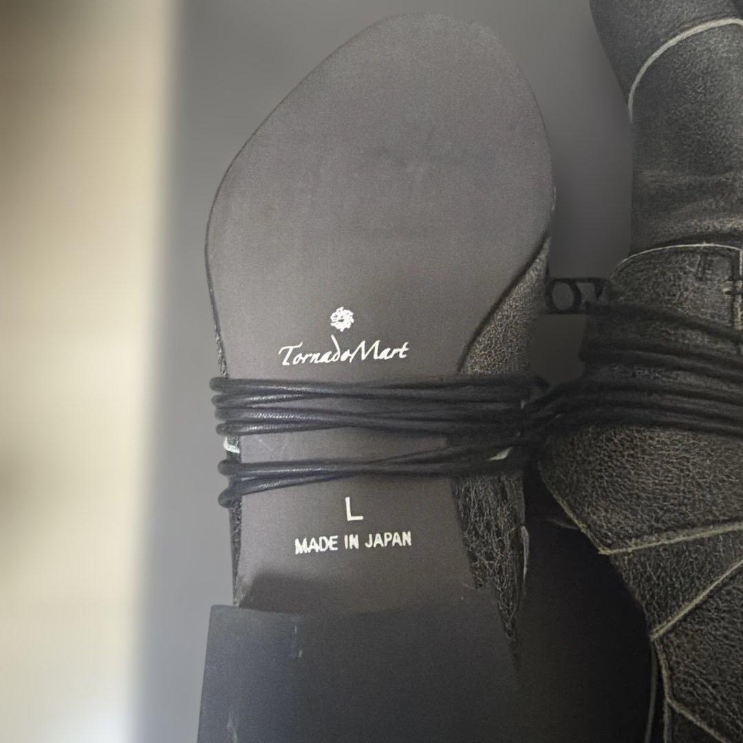 新品、未使用！トルネードマート　ループレースアップシューズ