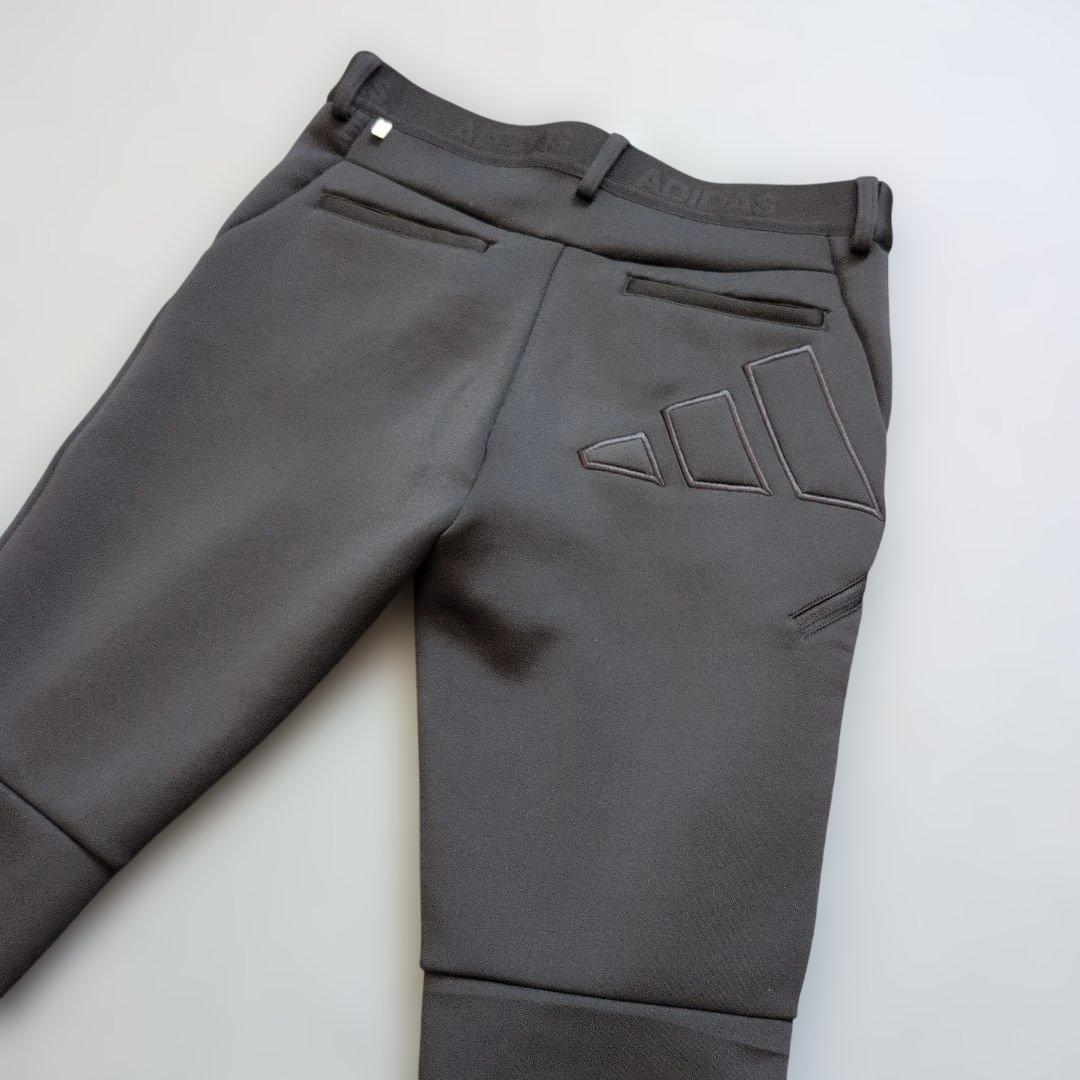 【極美品】アディダスゴルフ　ダンボールニット素材　刺繍ロゴ　ジョガーパンツ L