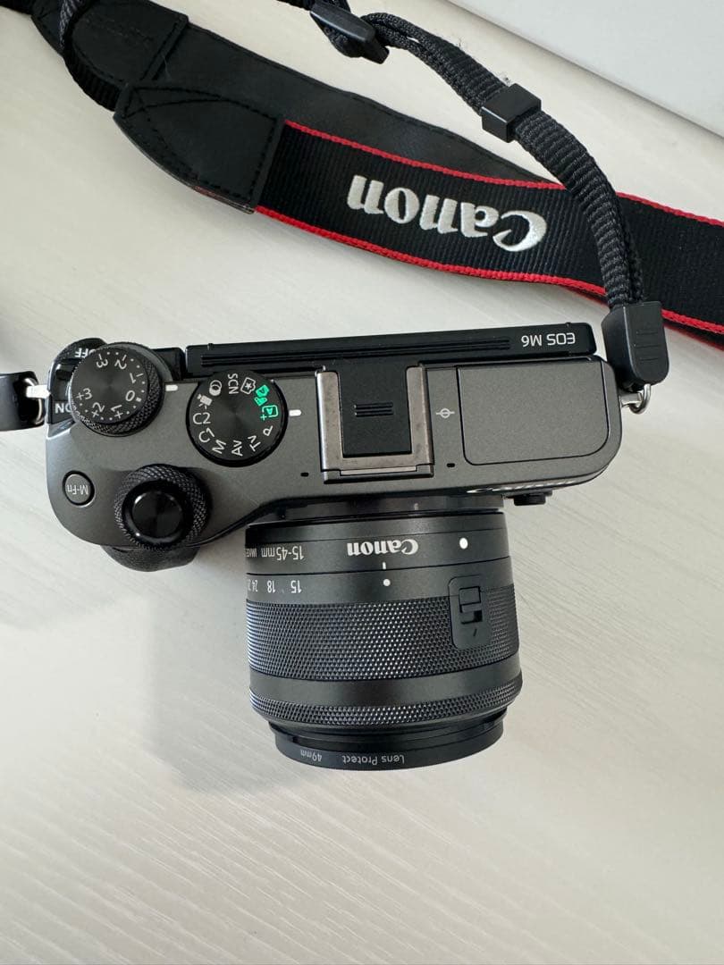 【新品級】Canon EOS M6レンズキットEF-M 15-45mm付属品あり