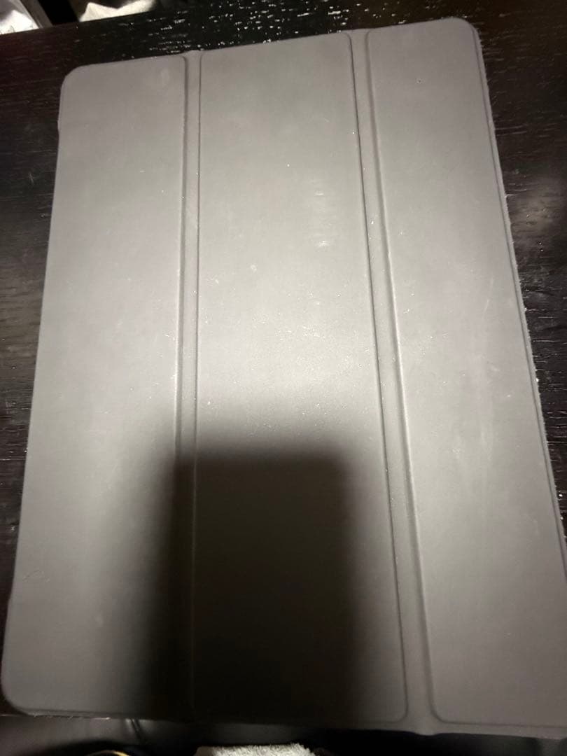 Apple iPad 第6世代 シルバー 32GB本体+ケース付き